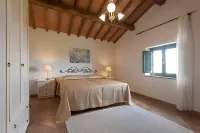 Holiday Apartment Tuscany, Ancient Farm, Nature, Swimming Pool, 4 Guests Hotels in Montemurlo