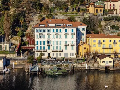 LARIUS BALCONY ON THE LAKE - PARKING - WIFI