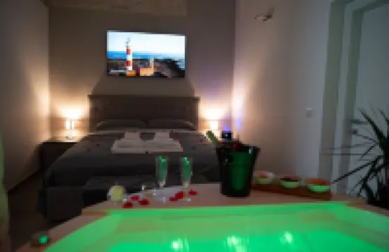 A 200 Metri dal Centro Storico un Nuovissimo Appartamento per Coppie e Famiglie Hotels in Castellana Grotte