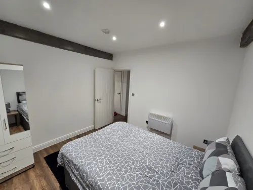 Canalside Period Conversion Hotel a Burnley