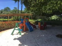 Meeting of the Waters. Large, furnished house with swimming pool. Contact with nature.