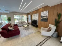 Luxury Mansion with pool and Jacuzzi in New Cairo