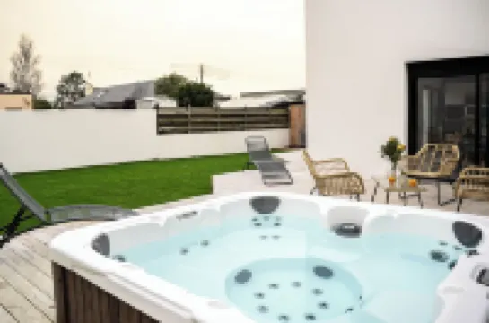 Modern villa with Spa 10 pers