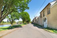 L'instant Coquin / Love Room au Bord de L'eau