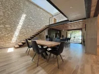 Luxury air-conditioned house with garden