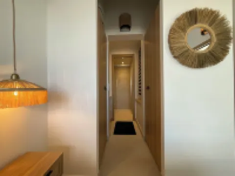 In the heart of a port. Newly renovated apartment Marina view