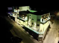 Boutique villa for 7 people, new build, sea view, close to the beach Archanes-Asterousia 호텔