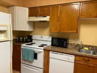 Your Warm and Cozy Guest Home Close To Major Central Florida Attractions