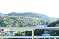 Near Beach Property with a beautiful view 昂斯拉雷伊住宿飯店