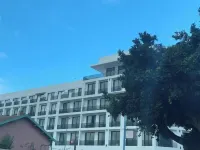 So Stylish Apartment Hotel Bliving parking and balcony Hotels in Mers Sultan