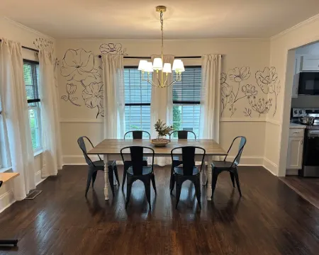 The Westfield - Cozy Downtown Greer Retreat Hoteles en Greer