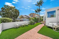 Laguna Beach House - Steps from the Sand!