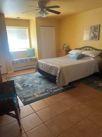 Cozy southwest foothill setting. Close to downtown and activities Отели в г. Тринидад