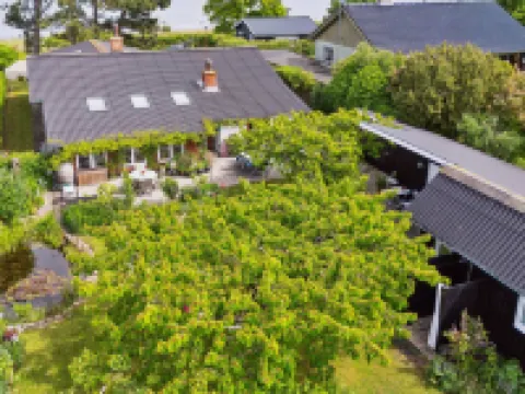 "Varma" - 25m from the Sea Hoteles en Føllenslev