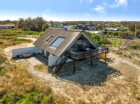 "Mumme" - 700m from the Sea