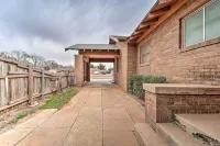 By Dtwn Lubbock! Spacious 4Br Home Near Texas Tech - Bungalows