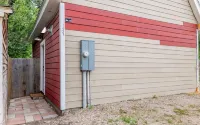 Downtown Cody Barn BnB; Sleeps 2 w/ A/C!