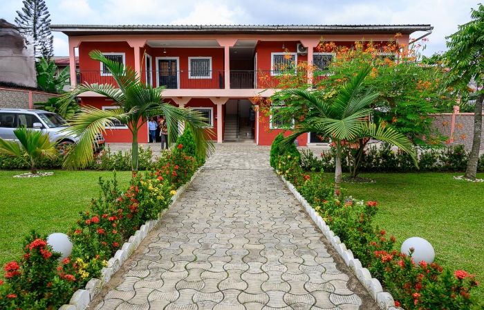 Chambre Senior - RESIDENCE BAHO - Douala Makepe BM