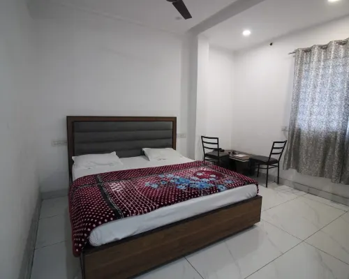 Hotel Classic Bar & Restaurant Hotels in Baddi