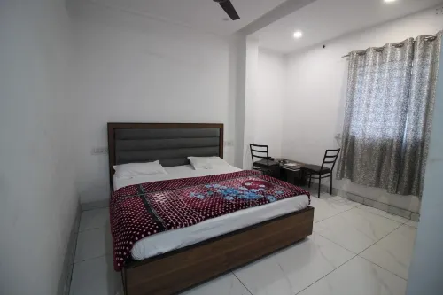 Hotel Classic Bar & Restaurant Hotels in Baddi