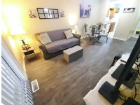 Superb location. Close to all main activities.