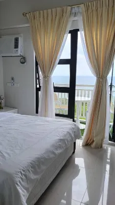Royal Oceancrest Panglao Seaview - Apartments