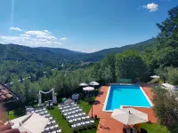 Relax Cottage Hotels in Nocera Umbra