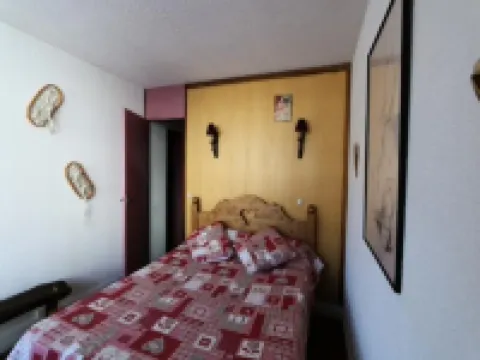 4 Room Apartment 9 people
