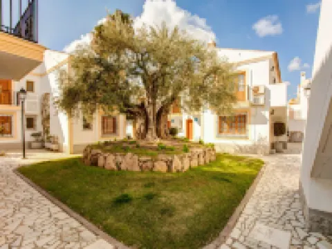 Retreat Near Vera Beaches