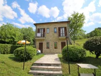 Apartment in Marche near Urbino and Pool