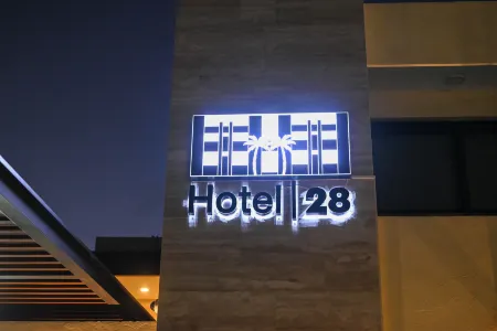 Hotel 28