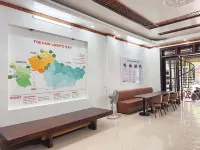 RAW Hostel - Ha Giang Loop Tour & Motorbikes Rental Hotel a Ha Giang