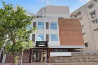 Super Collection O Jagadamba Junction Near Beach Road Hotels in Visakhapatnam