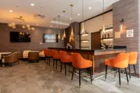 Hampton Inn & Suites ฮิวสตัน Sugar Land - ที่มีบาร์