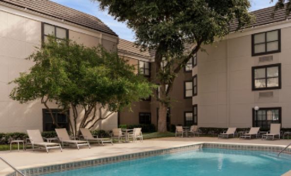 Holiday Inn Express & Suites IRVING DFW AIRPORT NORTH by IHG