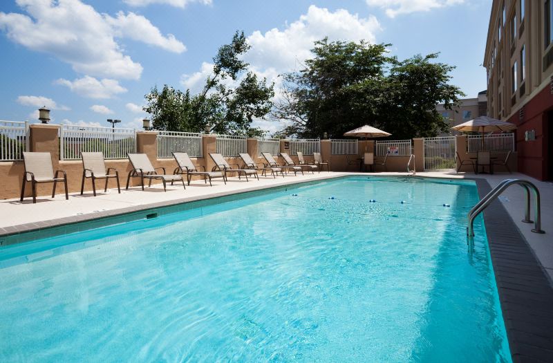 Garner Hotel Murfreesboro West by IHG photo 2