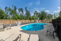 Red Roof Inn Panama City - Swimmingpools