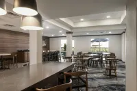 Fairfield Inn & Suites Ruston - breakfast