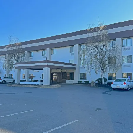 Quality Inn Arena