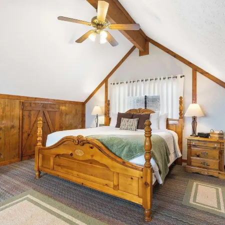 Windjammer Cottage - Branson