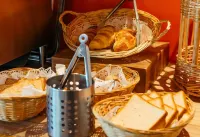 B&B HOME Caen Centre Gare - sarapan