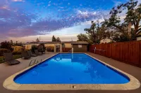 Travelodge by Wyndham Santa Rosa Wine Country