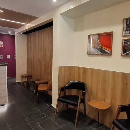 Hotel Plaza Olido Отели рядом с достопримечательностью «Музей науки Катавенто»