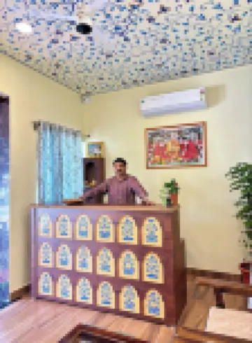 비라사트 하벨리, 헤리티지 부티크