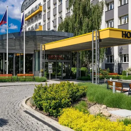 Wellness Hotel Step - Czech Leading Hotels Отели рядом с достопримечательностью «Прага 09»