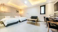 Yongin Hotel Juno - موقف سيارات