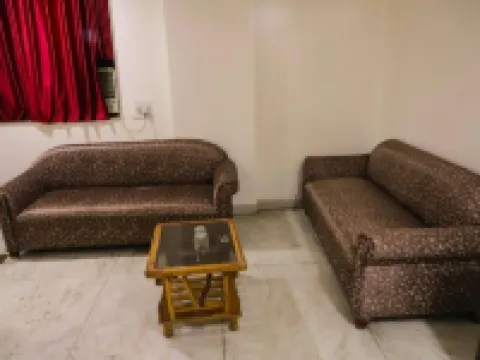 Hotel Achal Palace Lodging and Boarding Hotels in Ulhasnagar