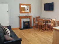 Apartment Sleeps 7 with Mezzanine Hotels in Offaly