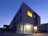 McDreams Hotel München - Messe Hotels in Feldkirchen