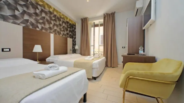 ローマ スイート チェントロ コロッセオ周辺周辺のホテル